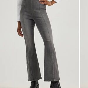 Lee bootcut pull on jeans